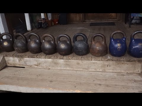 Видео: ОБЗОР СТАРИННЫХ ЦАРСКИХ ГИРЬ ИЗ КОЛЛЕКЦИИ СЕРГЕЯ ТКАЧЁВА REVIEW OF OLD TIME KETTLEBELLS