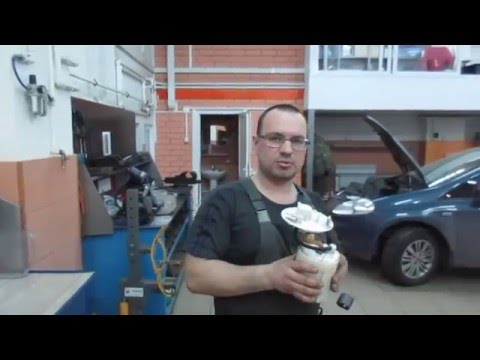 Видео: Замена топливного фильтра САМОСТОЯТЕЛЬНО на Хендай Солярис и Киа Рио