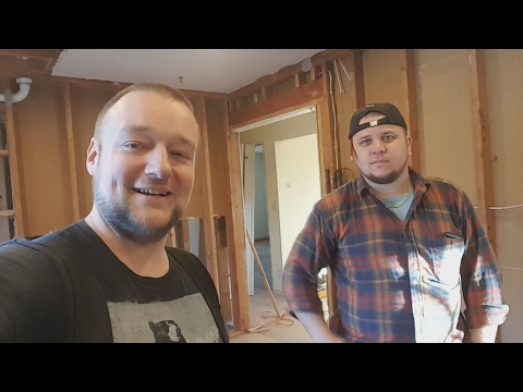 Видео: Паркетчик в Америке. Укладка паркетной доски