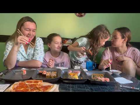 Видео: Мукбанг, роллы с новой доставки « Фарфор»