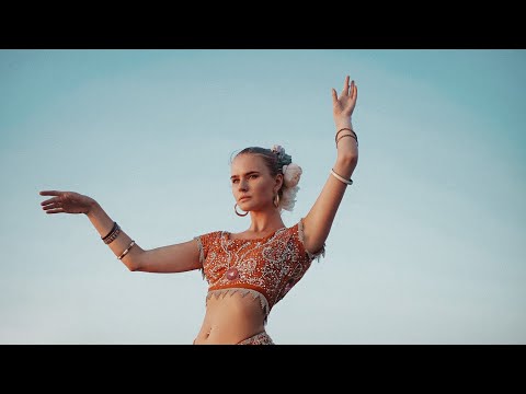 Видео: Разминка для рук 🙏 Tribal Fusion warm up. Lena Gukina Moonlight Tribe school