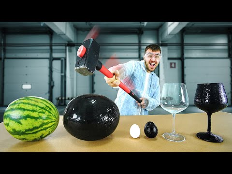 Видео: ПОКРАСИЛИ НЕПРОБИВАЕМОЙ КРАСКОЙ АРБУЗ, ЯЙЦО, БОКАЛ!