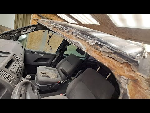 Видео: VW T5 Подготовка крыши и рамки лобового стекла под покраску!