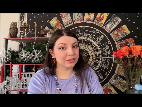 Видео: Что у него в голове и что на сердце к вам сегодня. Таро Юлия Петрова