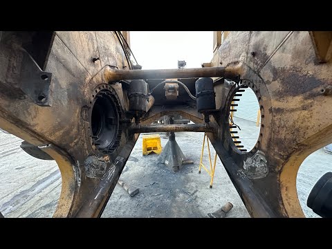 Видео: Ремонт трещин Cat 637