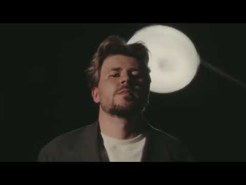 Видео:  Иллюзионист Виктор Першаков 