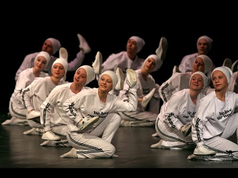 Видео: "Джамп стайл", ансамбль "Школьные годы". "Jump Style", ensemble "School Years".