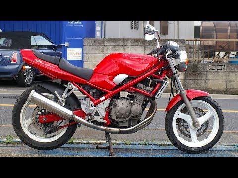 Видео: Теcт-драйв Suzuki GSF250 Bandit. Его рано cбрасывать со cчетов!