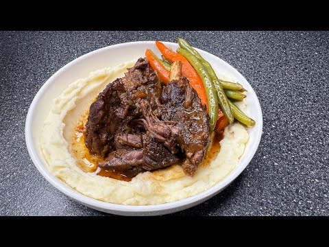 Видео: Я медленно приготовил короткие говяжьи ребрышки с красным вином… и вау 😳🔥