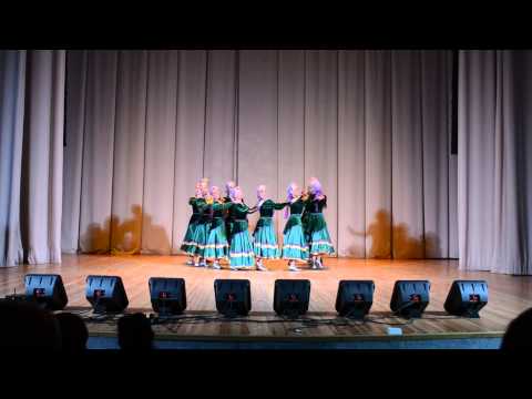 Видео: Ансамбль танца УлГУ "Традиция"- Гусеница