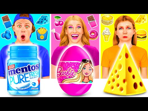 Видео: 24 Часа Едим Еду Одного Цвета Челлендж | Безумная Кулинарная Битва от 4Teen Challenge