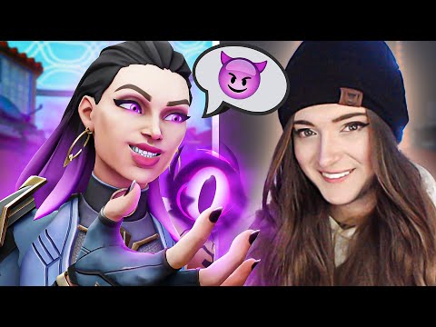Видео: Фейковая актриса озвучки REYNA троллит Valorant!