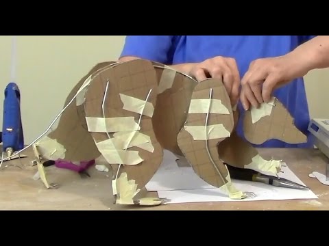 Видео: Енот из папье-маше, часть 2. Пальцы рук и ног 1