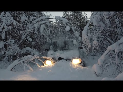 Видео: Что может УАЗ Патриот в глубоком снегу? Снято на DJI Mini SE. Snow wheeling in Russia.