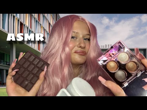 Видео: АСМР | СТУДЕНТКА сразу после школы СДЕЛАЕТ тебе МАКИЯЖ 👩🏼‍🏫