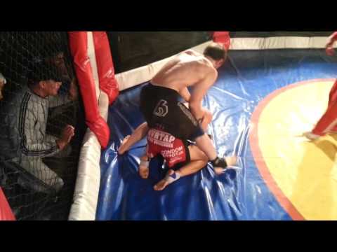 Видео: Героев Исмайл VS Оморбеков Эрнис