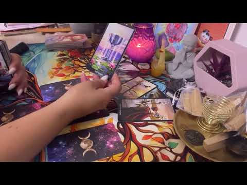 Видео: 🔮 ТАЙНИТЕ МИСЛИ НА ЛЮБИМИЯ човек | Таро разклад | Разкриваме 