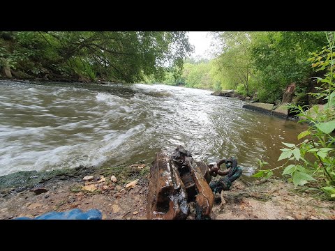 Видео: Сколько же еще металла можно будет достать на поисковый магнит под жд.мостом на р.Пехорка