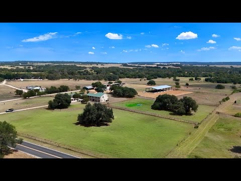 Видео: Земельный участок, недалеко от Джорджтауна, штат Техас, конноспортивные сооружения