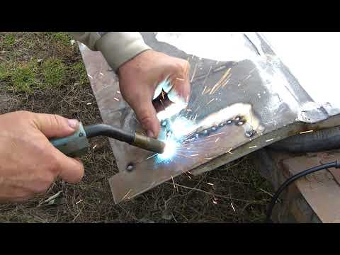 Видео: БЫСТРЫЙ РЕМОНТ НИЗА ДВЕРЕЙ АВТОМОБИЛЯ  .СТАРЕНЬКИЙ IVEKO.