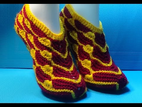 Видео: Вязание спицами домашние тапочки #81