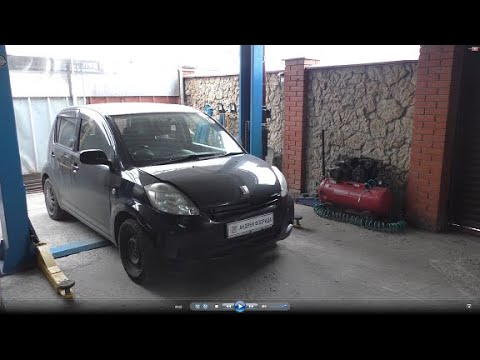 Видео: Снятие и установка генератора на Toyota Passo 1,0 Тойота Пассо 2009 года
