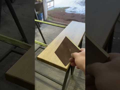 Видео: Как покрасить ступень для лестницы?