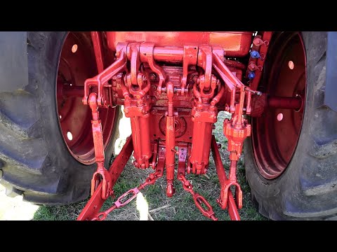 Видео: Навеска ЮМЗ на два гидроцилиндра. Левый литой кронштейн Часть 2