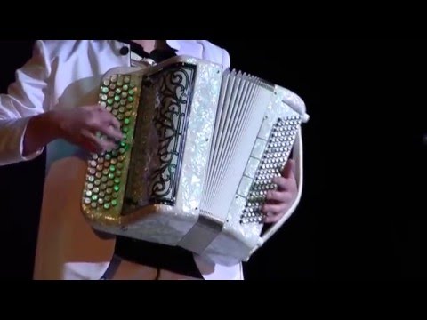 Видео: Шоу группа "Баян-ПОЗИТИВ" - Чардаш