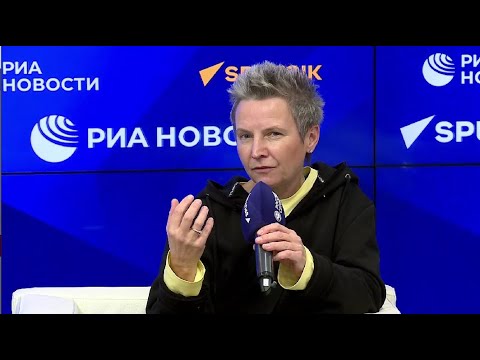 Видео: Сурганова и Оркестр: 20 лет на сцене