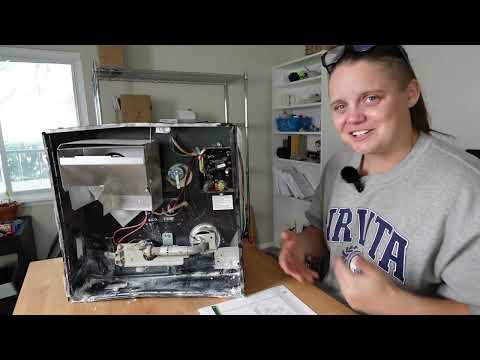 Видео: Как устранить неполадки электрического водонагревателя в автодоме