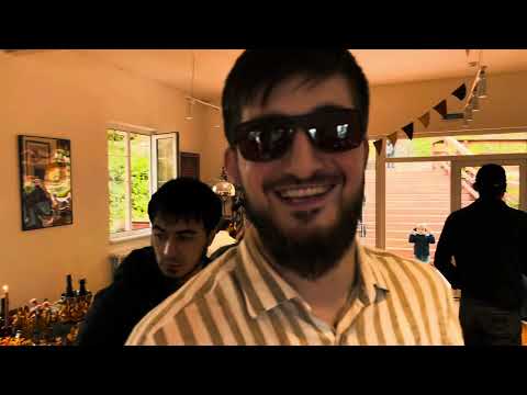 Видео: БУДНИ АРМХИ #4 (открытие кофейни «Сигале»/в гостях боец «ЮФС» Мовсар Евлоев/обзор канатной дороги.)