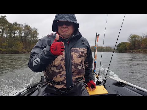 Видео: Осенний сплав по реке Уссури в компании друзей (3 часть)