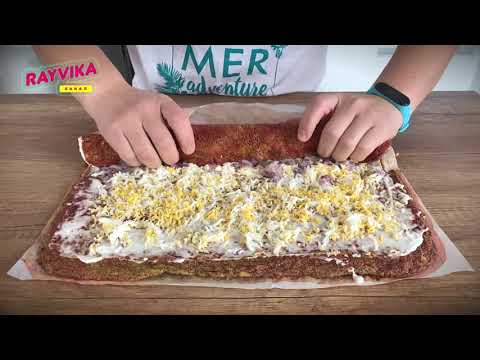 Видео: Шикарная ЗАКУСКА на праздничный стол! Так с селедкой мало кто готовит.