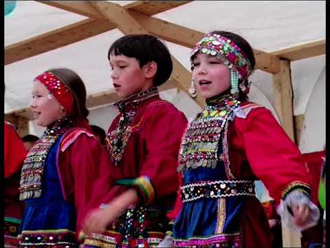 Видео: Экспедиционный видеоархив: марийский традиционный костюм