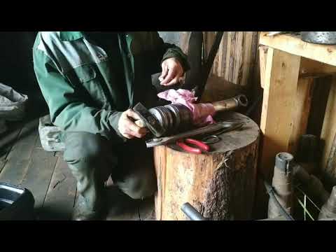 Видео: Ремонт гидро цилиндра переднего отвала ТДТ 55