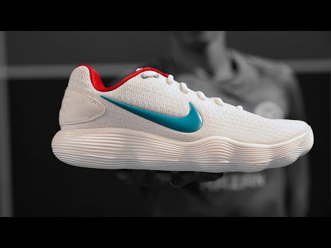 Видео: Обзор легендарных Nike HyperDunk 2017 low.