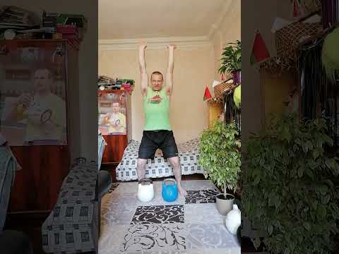 Видео: Толчок 2-х гирь. Чем опасно и чем заменить?..