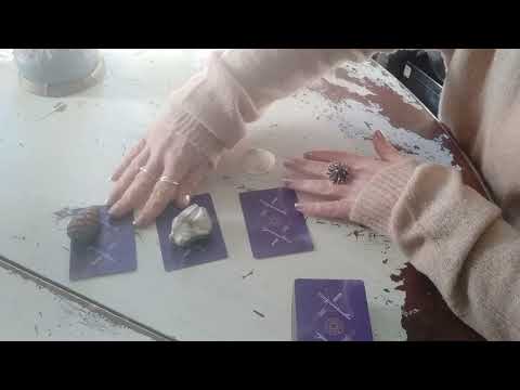 Видео: 🔥  Гадание ЕГО ВЗГЛЯД НА ВАШИ ОТНОШЕНИЯ