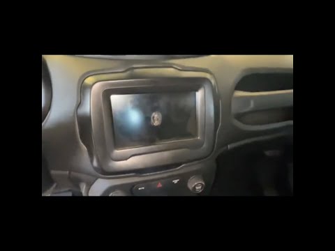 Видео: Снятие сенсорного экрана и магнитолы Jeep Renegade