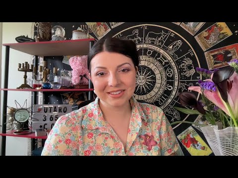 Видео: Какие отношения у него с соперницей сейчас? Таро Юлия Петрова