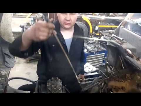 Видео: Демонтаж стаканов форсунок DETROIT DIESEL 60 14L, самодельный ключ + съемник