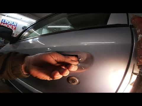 Видео: Ручка двери Ситроен Ксара / замена