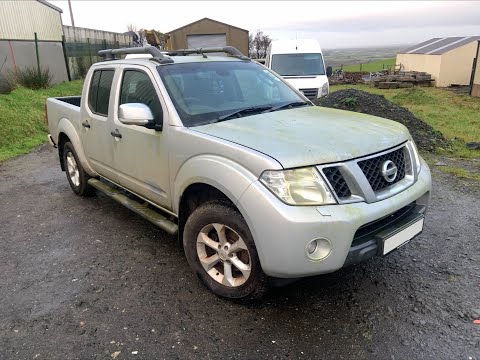 Видео: Обзор машины и проверка работы двигателя NISSAN NAVARA (D40) 2013г. 2.5 D МКПП Англия 8NK16