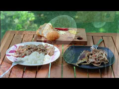 Видео: Готовим во Вьетнаме. Цветок банана и мамордика.