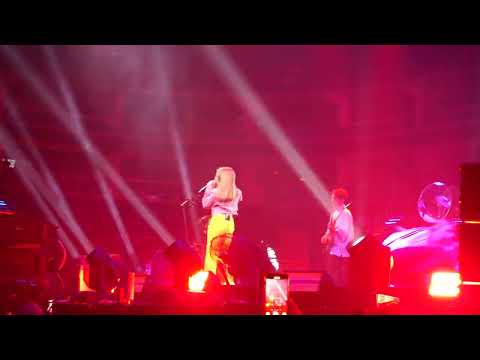 Видео: Betsy / Концерт / ЦСКА арена / Москва / 01-06-2025