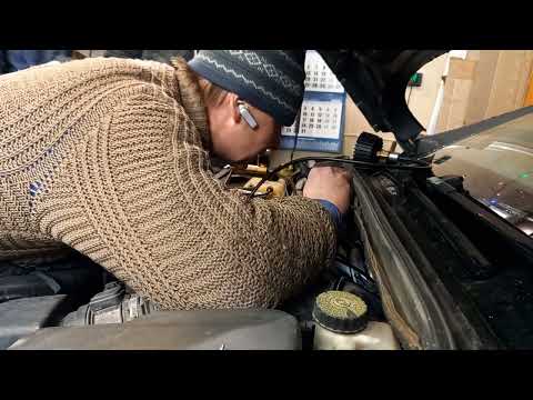Видео: Машина не едет. Одна из проблем. Ошибка P2562. PEUGEOT 407 2.0HDI RHR SIEMENS #262
