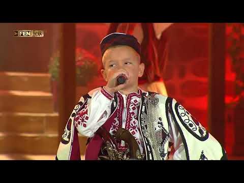 Видео: Kostadin Fidanchev / Константин Фиданчев – Костадине, сине (Live - Детски Пирин Фолк 2024)