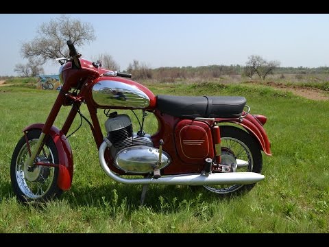 Видео: Обзор мотоцикла JAWA 360 1973 г. "БУСИНКА"