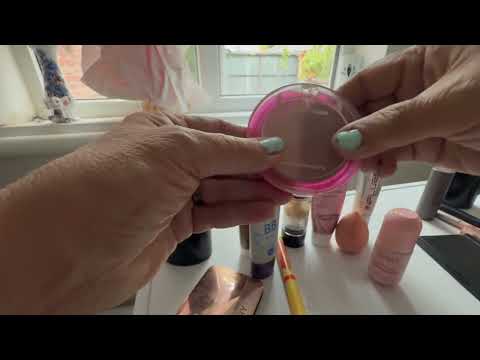 Видео: Собираю косметичку💄👄🌷